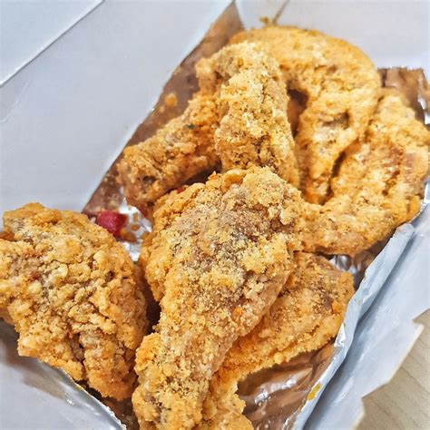 chicken wings las pinas city|Top 10 Best Chicken Wings Near Las Piñas, Metro .